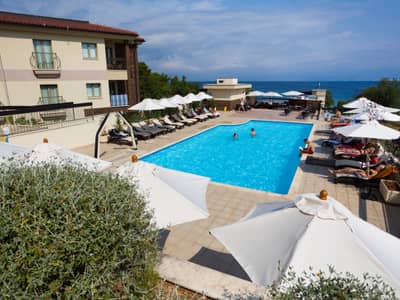 Hotel Blue Waves Resort