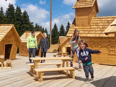 Turističko naselje Bungalovi Rogla * * *