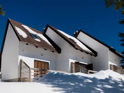 Turističko naselje Bungalovi Rogla * * *