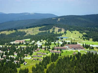 Turističko naselje Bungalovi Rogla * * *