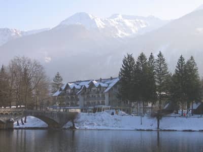 Hotel Jezero