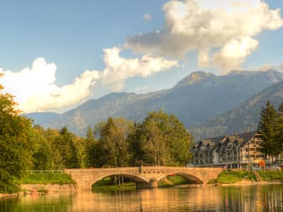 Hotel Jezero