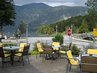 Hotel Jezero